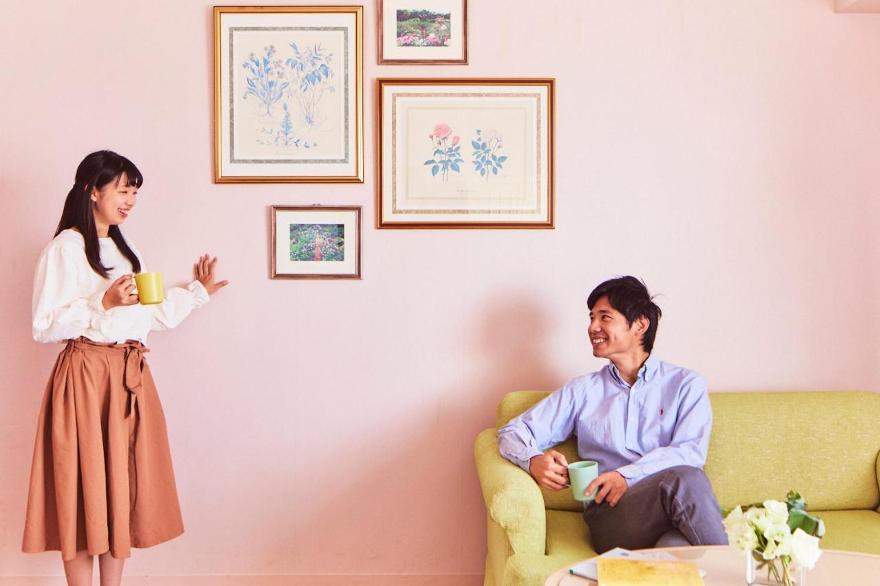Omo7 Asahikawa By Hoshino Resorts Экстерьер фото A couple in a living room